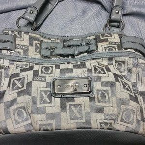 XOXO GRAY CLOTH HAND BAG 11x10x5 Strap length 8"